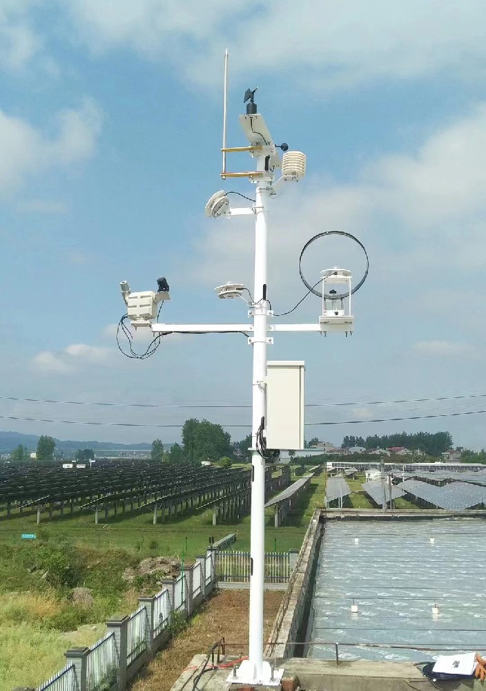 太阳能光伏电站气象站.jpg 太阳能光伏电站气象站.jpg