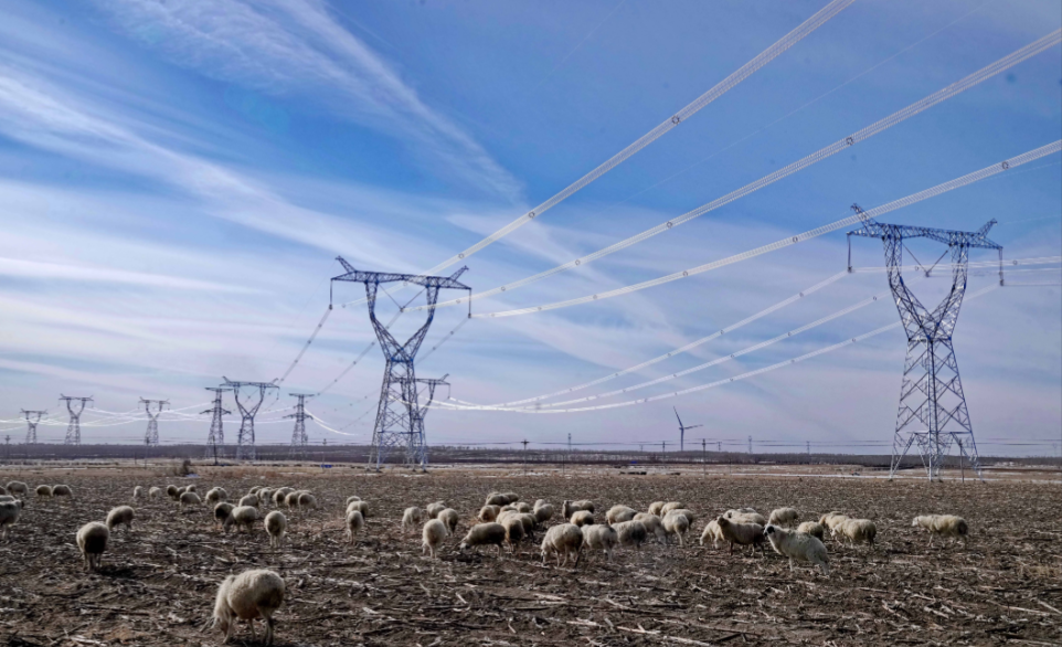 1764819413109683.png Weather Station in Meteorological Monitoring of Transmission Lines.png